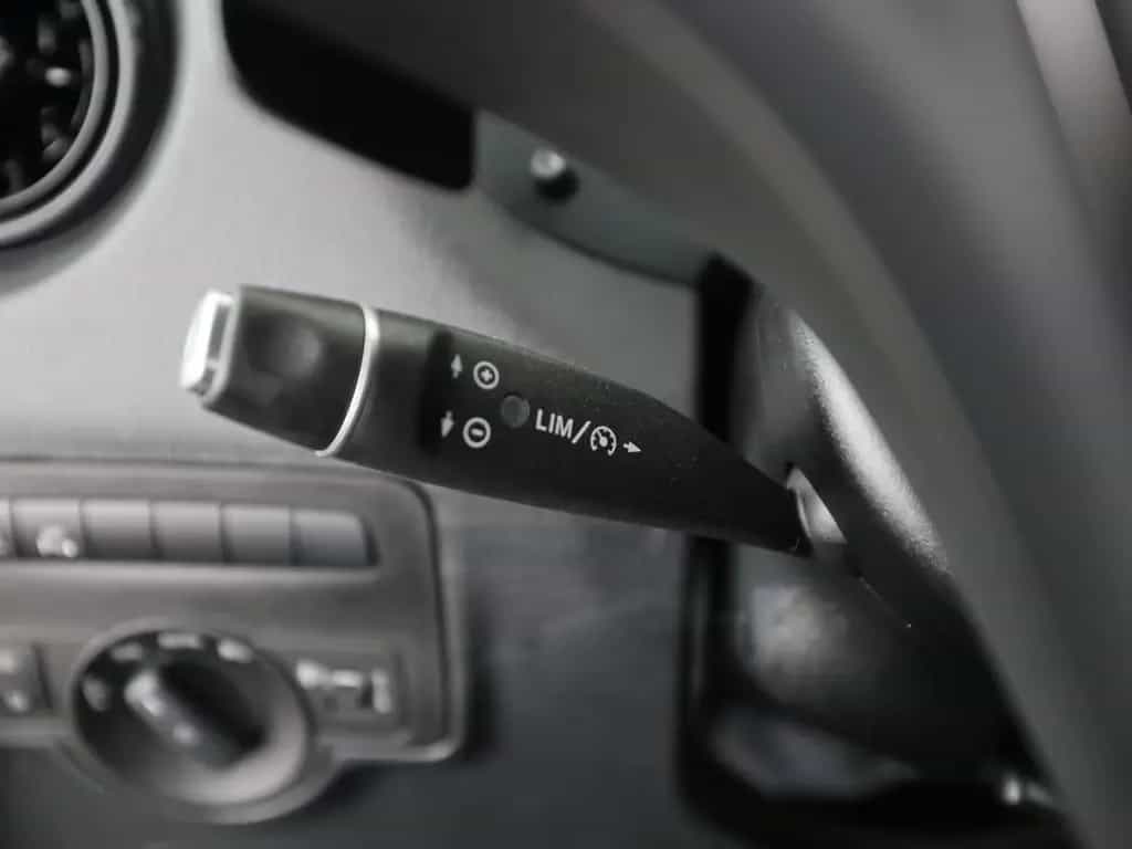 Mercedes-Benz Vito 114 CDI Kombi Tourer Lang Kamera Klima 06/2021-photo-17