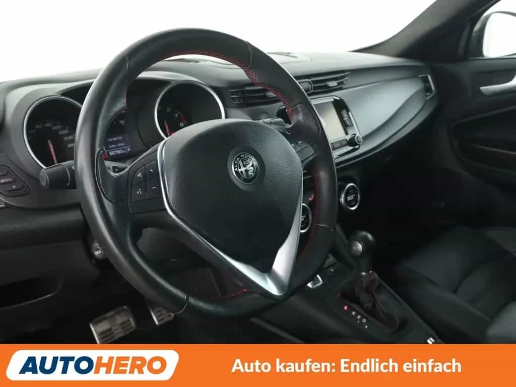 Alfa Romeo Giulietta 1.8 Turbo Veloce Aut*NAVI*TEMPO*PDC* 02/2017-photo-10