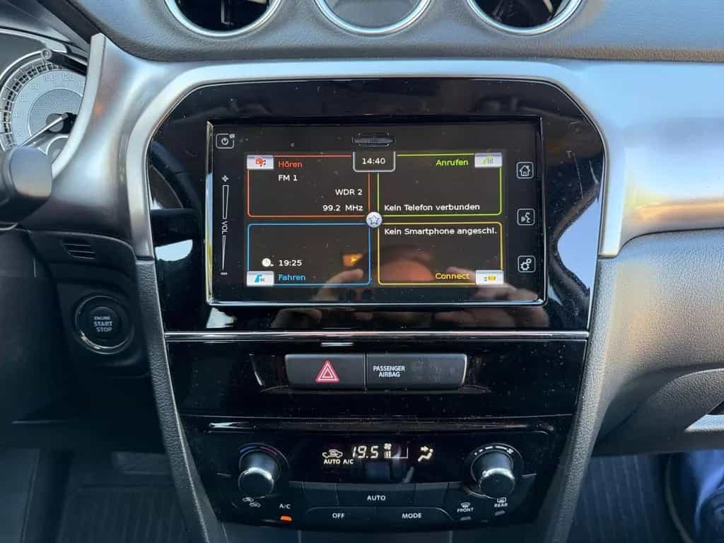 Suzuki Vitara 1.4 Comfort A/T HYBRID LED+NAVI+LM 12/2021-photo-11