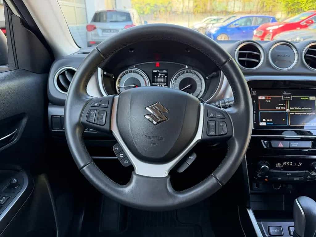 Suzuki Vitara 1.4 Comfort A/T HYBRID LED+NAVI+LM 12/2021-photo-12