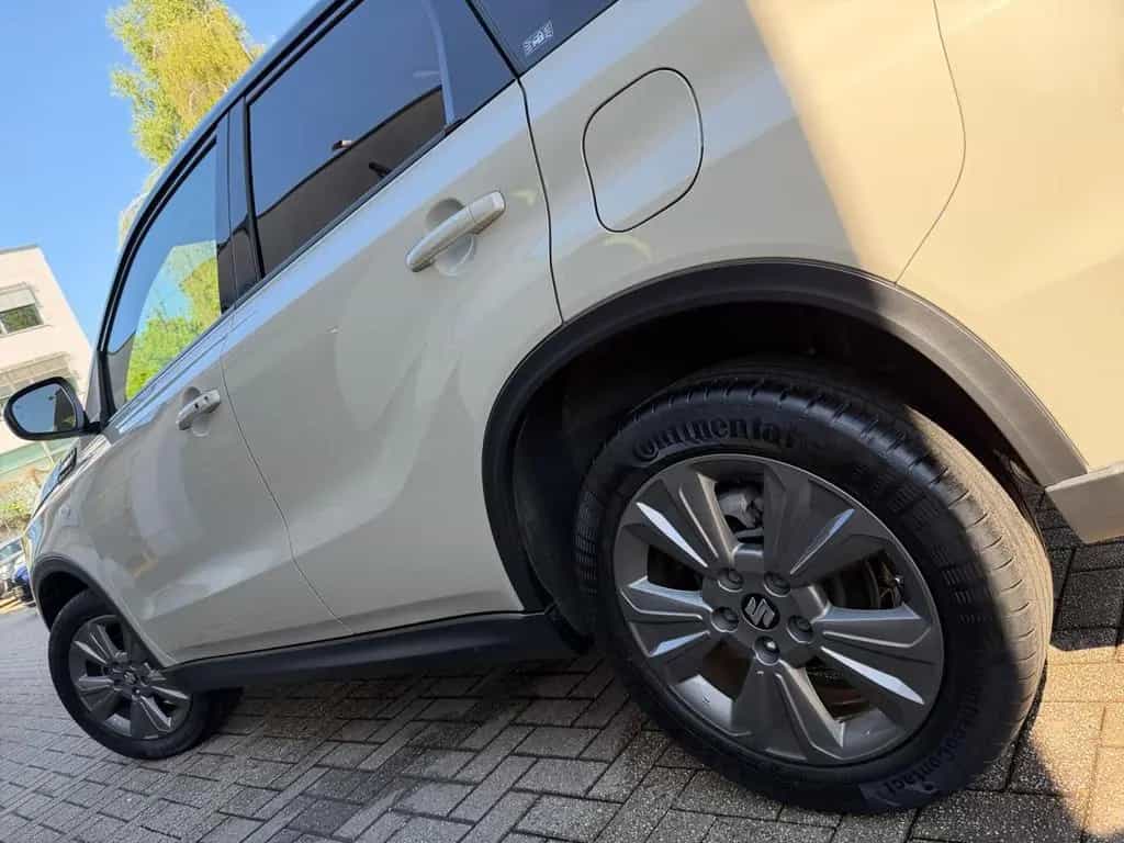 Suzuki Vitara 1.4 Comfort A/T HYBRID LED+NAVI+LM 12/2021-photo-14