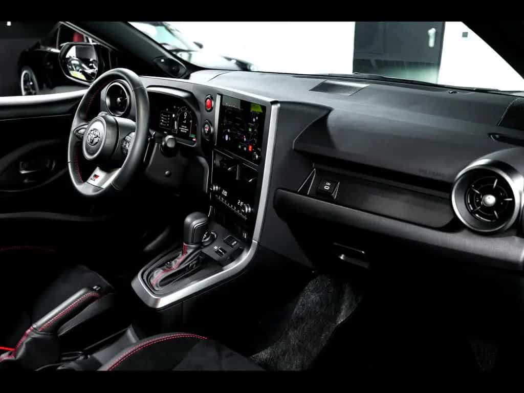 Toyota Yaris GR-FOUR 1.6 TURBO AUTO°TRACK°FACELIFT°JBL 05/2025-photo-11