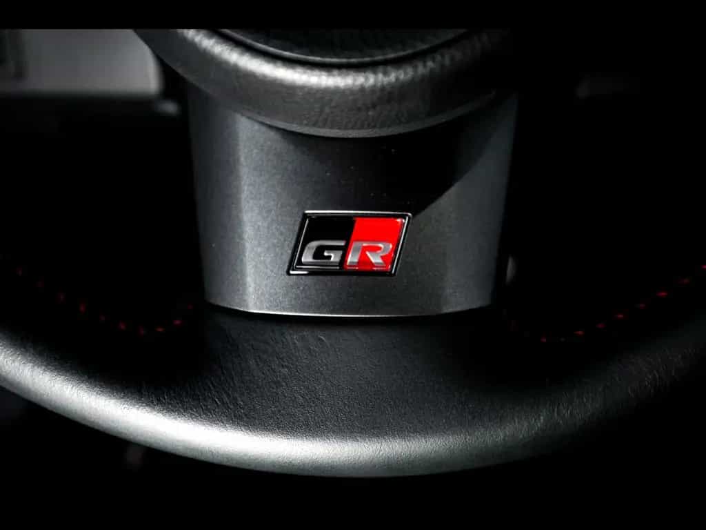 Toyota Yaris GR-FOUR 1.6 TURBO AUTO°TRACK°FACELIFT°JBL 05/2025-photo-17
