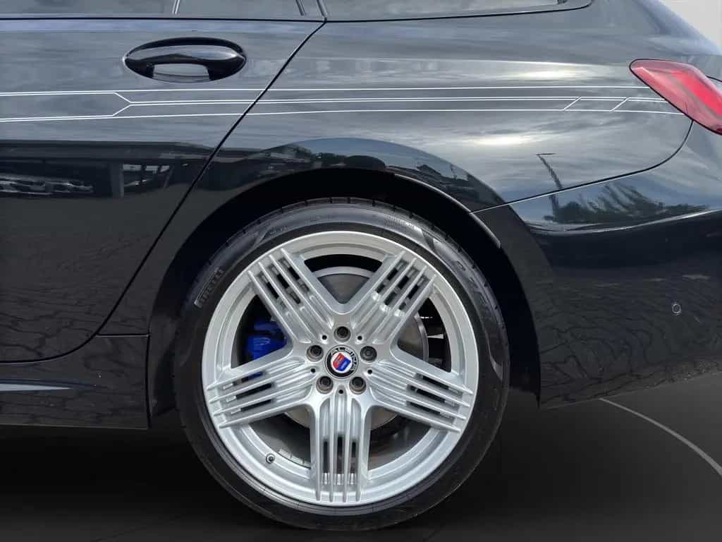 ALPINA D3 S Touring Allrad Anhängerk. Harman/Kardon Dri 10/2024-photo-9