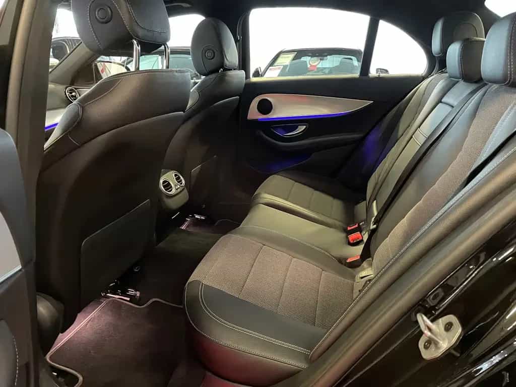 Mercedes-Benz E 220 Limousine-Schiebedach 02/2019-photo-28