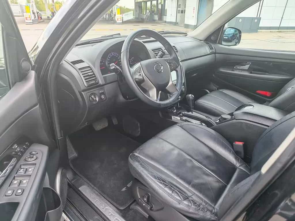 Ssangyong REXTON W Sapphire 4WD 12/2016-photo-4