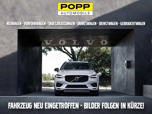 Volvo XC90 B5 AWD R Design ACC AHK 360° H&K HUD LUFT 10/2022-photo-0