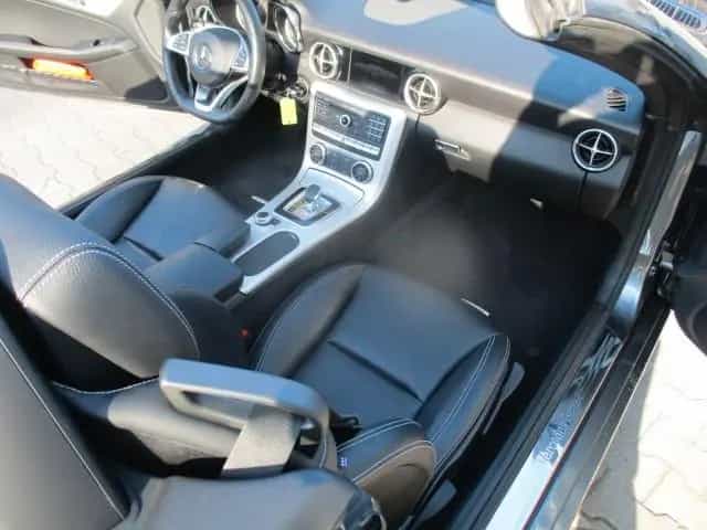 Mercedes-Benz SLC 180 9G-Tr. LED Navi Airscarf Pano Totw. PDC 03/2019-photo-12