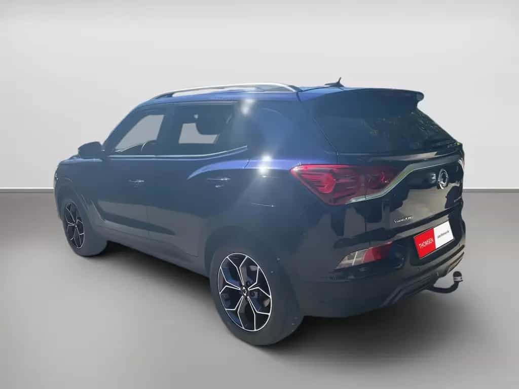 Ssangyong Korando 1.5 T-GDI 4x2 Quartz Navi+Fernlichtass. 02/2023-photo-3