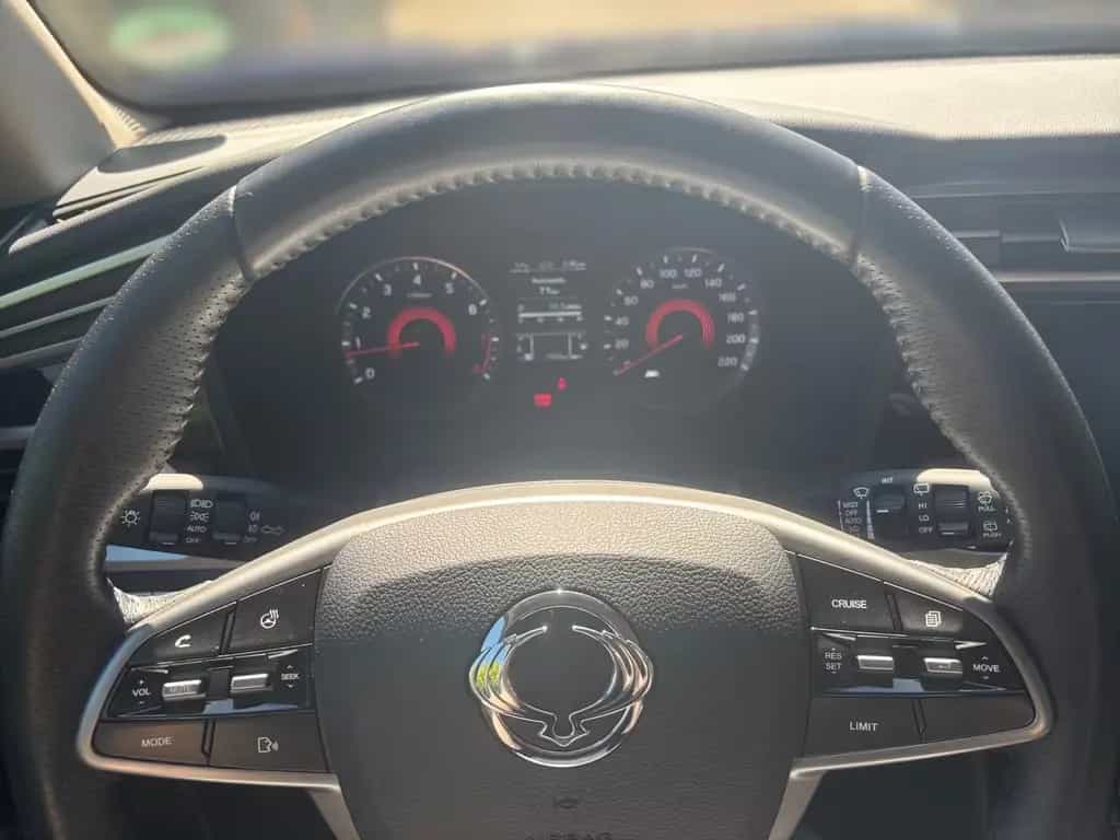 Ssangyong Korando 1.5 T-GDI 4x2 Quartz Navi+Fernlichtass. 02/2023-photo-8