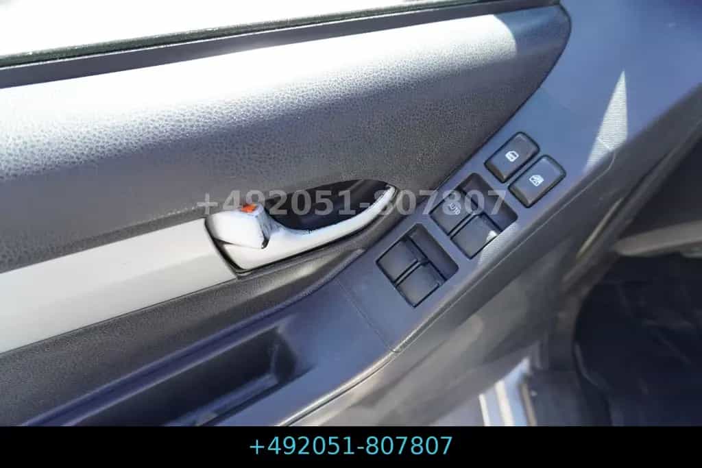 Isuzu D-Max 2,5 TD Double Cab 4WD Custom Autom. 04/2015-photo-13