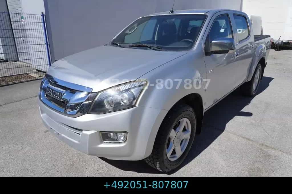 Isuzu D-Max 2,5 TD Double Cab 4WD Custom Autom. 04/2015-photo-14