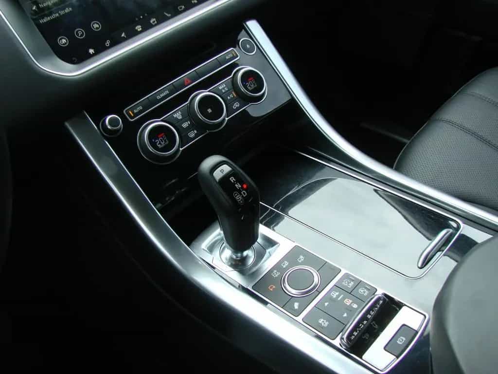 Land Rover Range Rover Rover Sport HSE Dynamic Bi-Xenon AHK Merdi 03/2017-photo-11