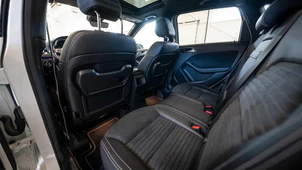Mercedes-Benz B 250 AMG Line 04/2018-photo-13
