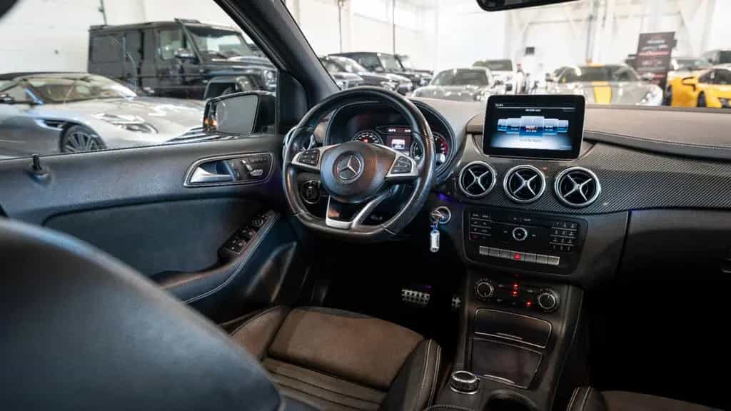 Mercedes-Benz B 250 AMG Line 04/2018-photo-7