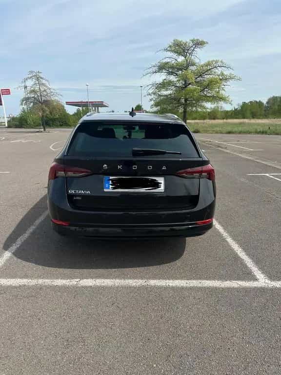 Skoda Octavia 1.5 TSI STYLE COMBI STYLE 06/2020-photo-4