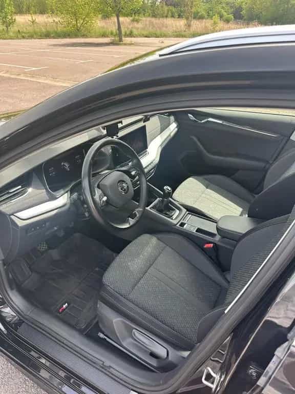 Skoda Octavia 1.5 TSI STYLE COMBI STYLE 06/2020-photo-6