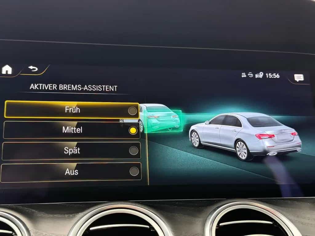 Mercedes-Benz E-Class d 4M 9G ACC*3x AMG*PANO*360*BURMESTER*HUD* 10/2021-photo-35