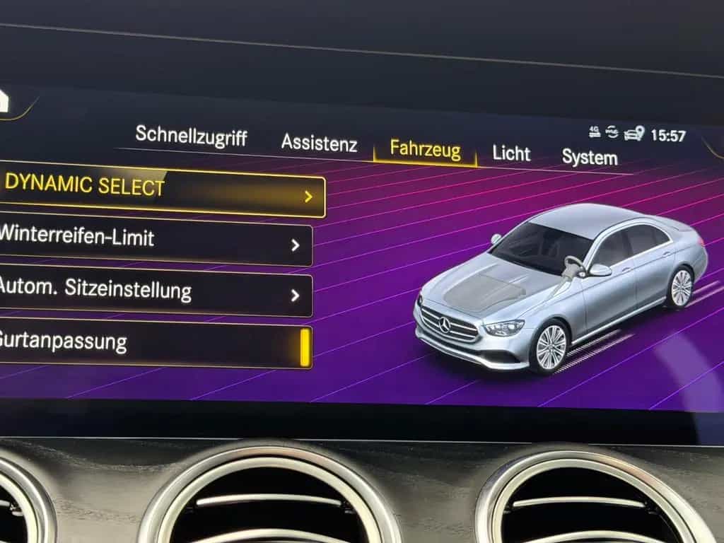 Mercedes-Benz E-Class d 4M 9G ACC*3x AMG*PANO*360*BURMESTER*HUD* 10/2021-photo-37