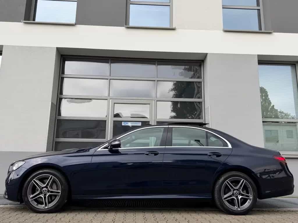 Mercedes-Benz E-Class d 4M 9G ACC*3x AMG*PANO*360*BURMESTER*HUD* 10/2021-photo-4