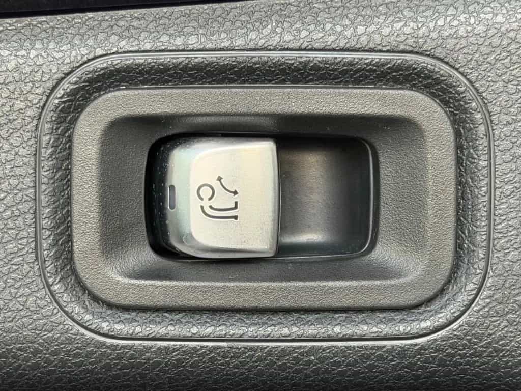 Mercedes-Benz E-Class d 4M 9G ACC*3x AMG*PANO*360*BURMESTER*HUD* 10/2021-photo-47