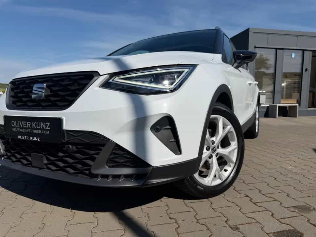 Seat Arona FR SPORT DSG LED Kamera AHK V.5 J Garantie 06/2025-photo-6