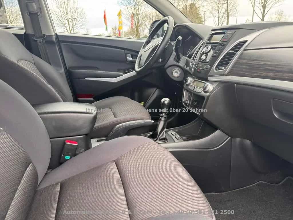 Ssangyong Korando D22T AWD 4X4 Crystal Klima 2000Kg AHK 06/2017-photo-15