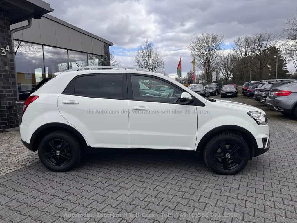 Ssangyong Korando D22T AWD 4X4 Crystal Klima 2000Kg AHK 06/2017-photo-6