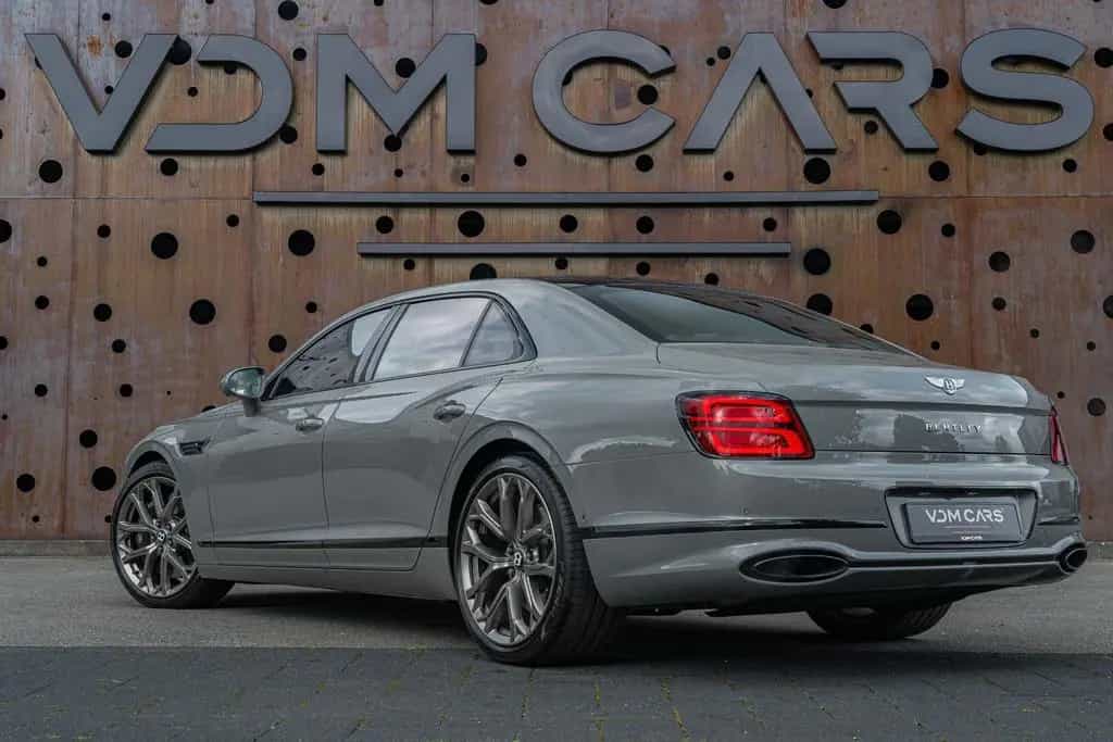 Bentley Flying Spur W12 Speed *Mulliner*B&O*Tour*Blackli 03/2023-photo-3