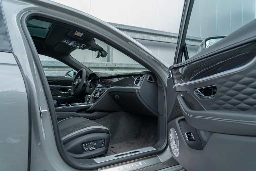 Bentley Flying Spur W12 Speed *Mulliner*B&O*Tour*Blackli 03/2023-photo-30