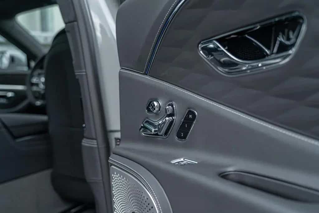 Bentley Flying Spur W12 Speed *Mulliner*B&O*Tour*Blackli 03/2023-photo-35