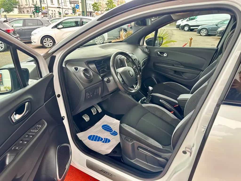 Renault Captur BOSE Edition 10/2019-photo-11