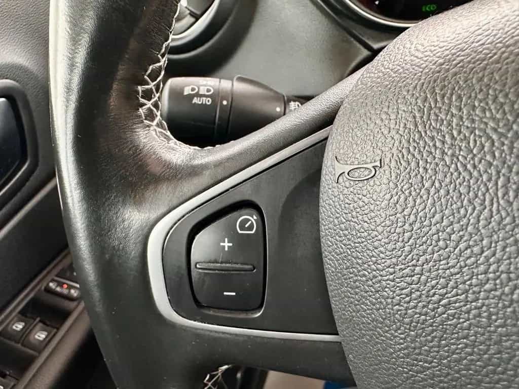 Renault Captur BOSE Edition 10/2019-photo-17