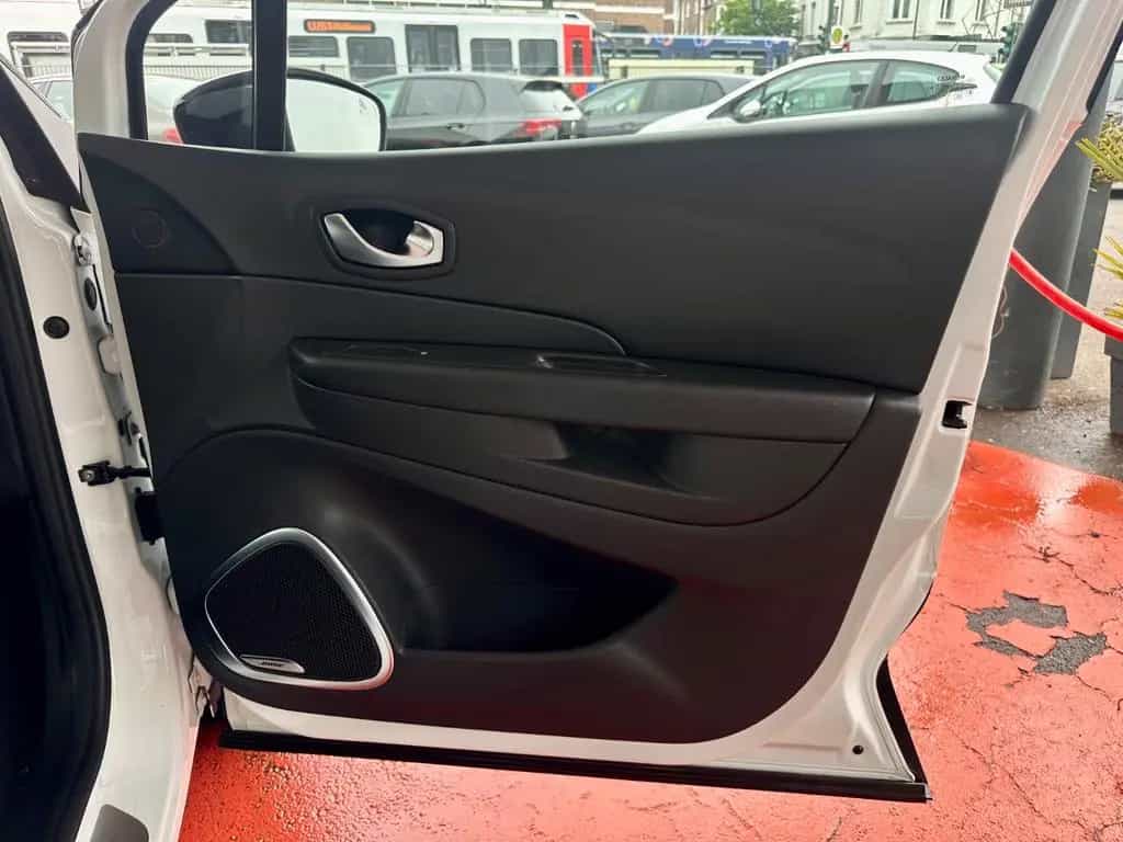 Renault Captur BOSE Edition 10/2019-photo-31