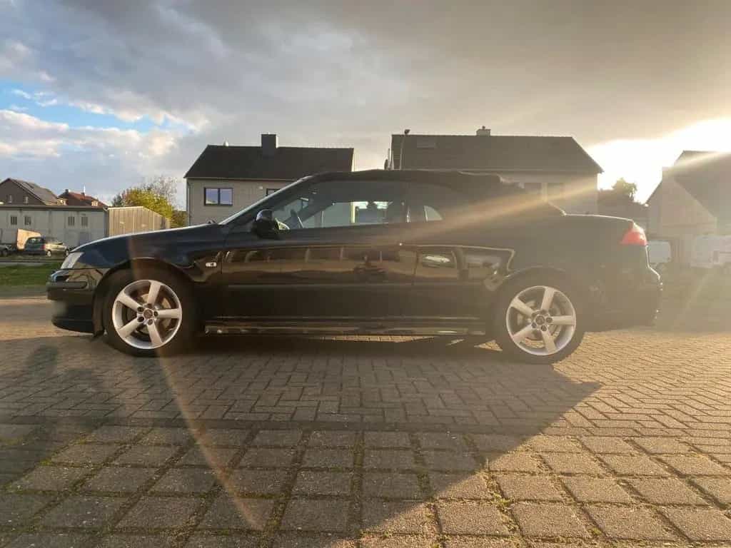 Saab 9-3 Cabrio Vector | 2.0 Turbo | TÜV b... 07/2004-photo-1