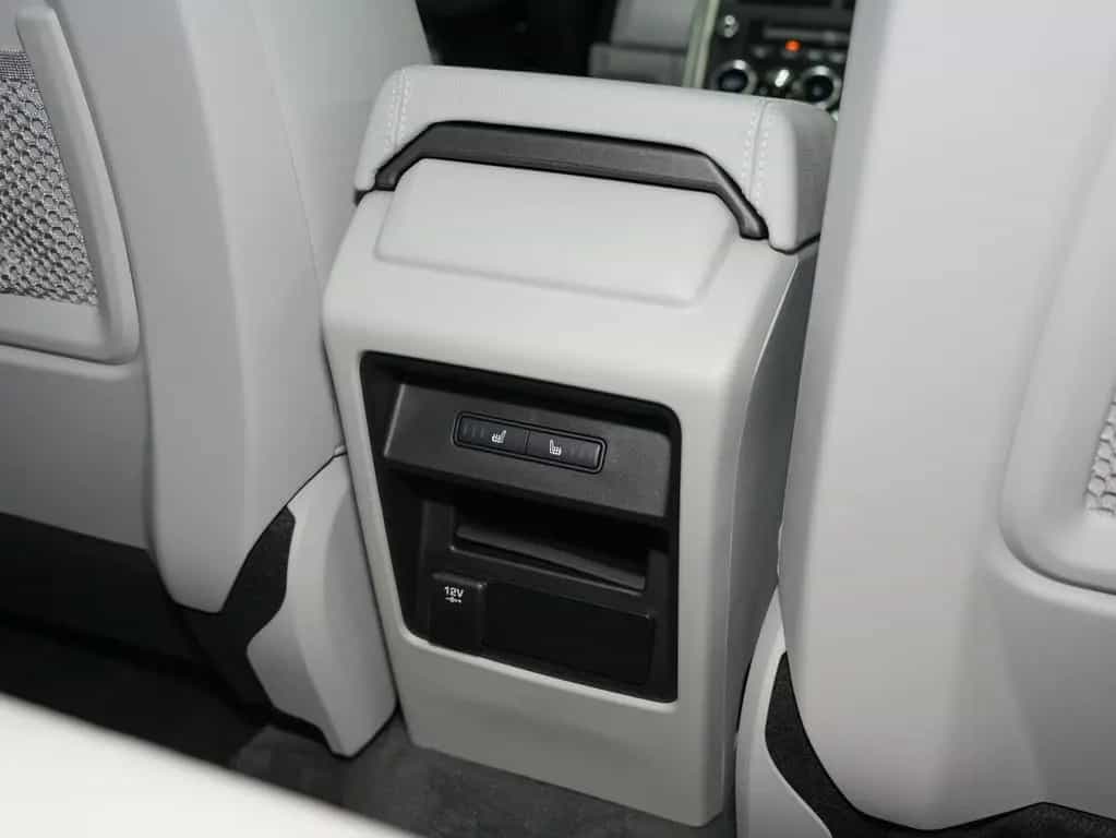 Land Rover Discovery Sport HSE AWD - 1.Hand|Mwst.|39 tkm 09/2015-photo-17