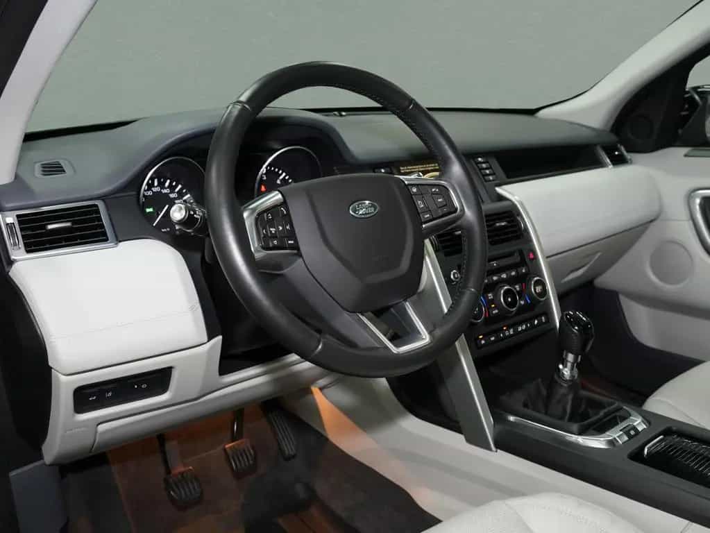 Land Rover Discovery Sport HSE AWD - 1.Hand|Mwst.|39 tkm 09/2015-photo-6