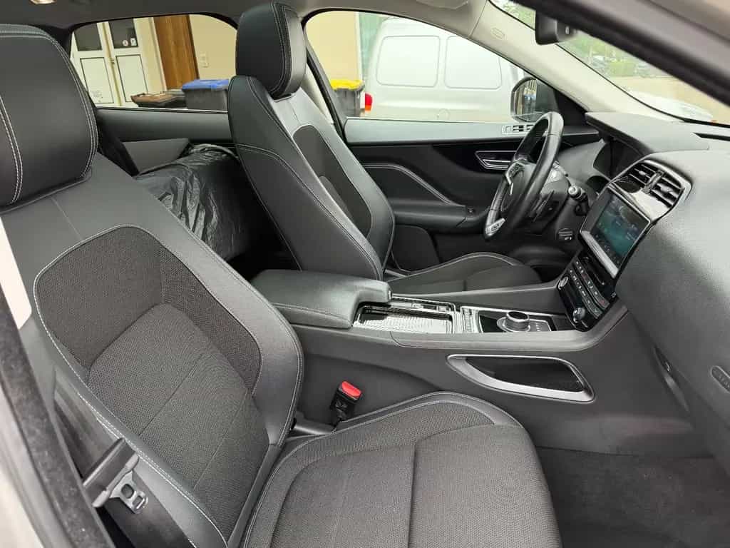 Jaguar F-Pace * R-Sport AWD * 300PS * Kamera*  TOP 09/2017-photo-12