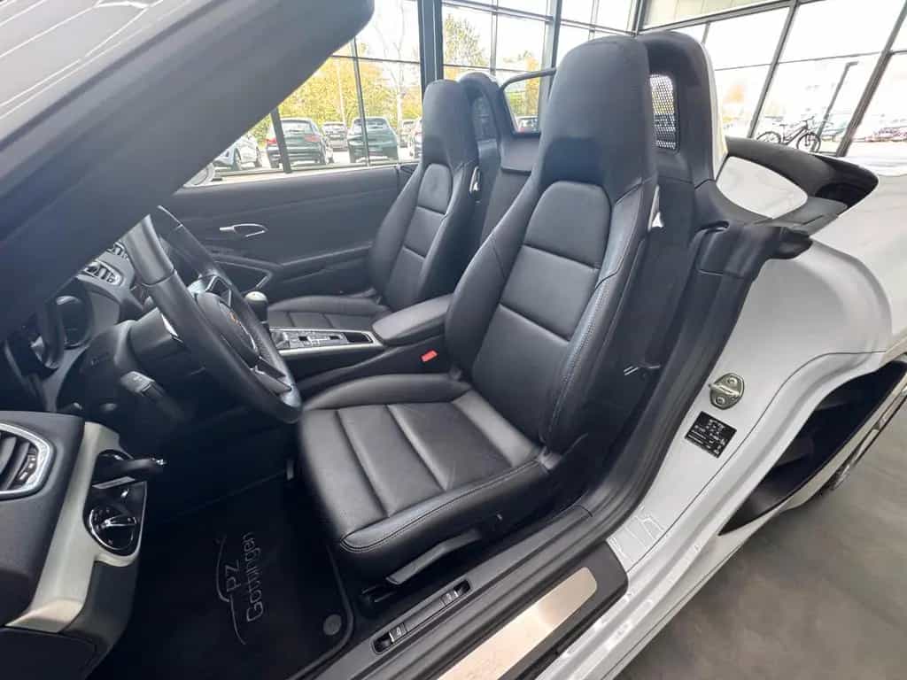 Porsche 718 Boxster Approved Sommerfzg. nur 22000km 04/2017-photo-19