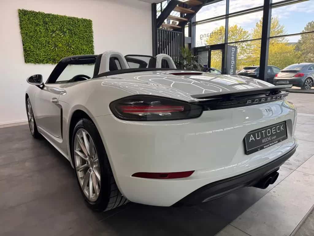 Porsche 718 Boxster Approved Sommerfzg. nur 22000km 04/2017-photo-5