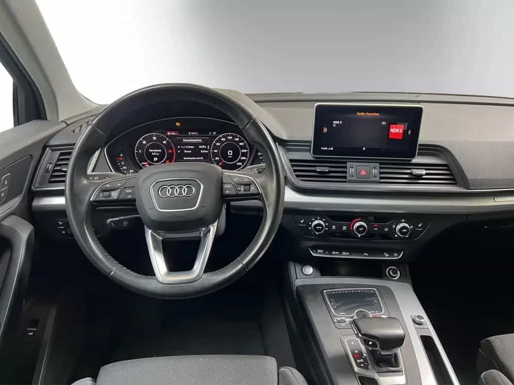 Audi Q5 2,0 TDI quattro sport 08/2017-photo-12