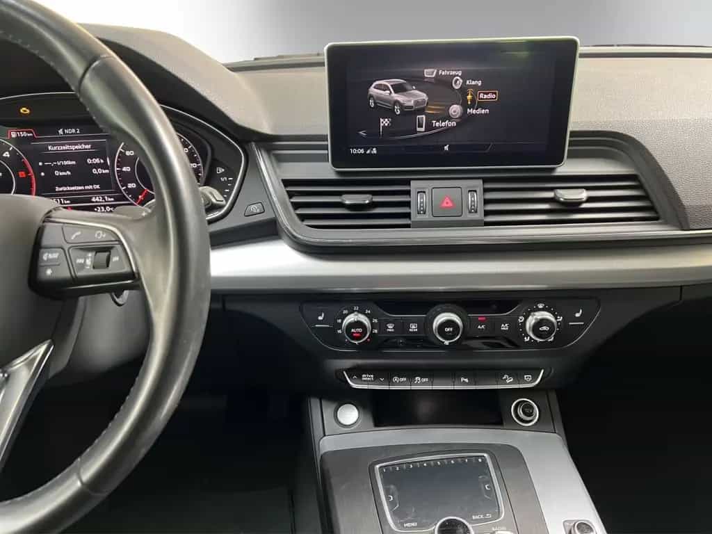 Audi Q5 2,0 TDI quattro sport 08/2017-photo-13