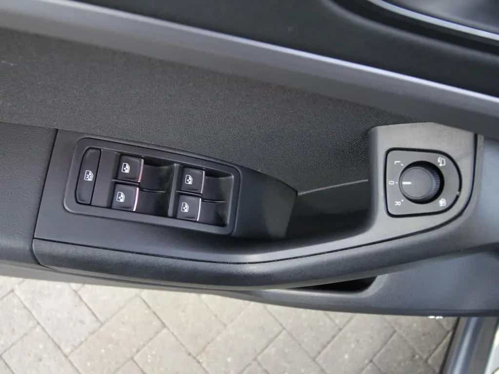 Seat Ateca 1.5 TSI FR NAVI+KAMERA+LED+ACC 06/2024-photo-23