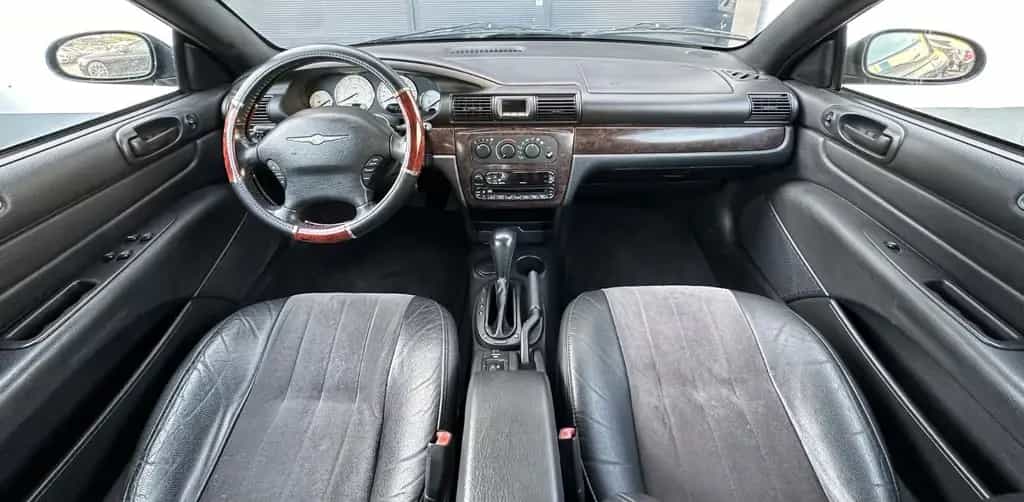 Chrysler Sebring Cabrio Limited*TÜV NEU*LEDER*KLIMA*SHZ* 03/2006-photo-3