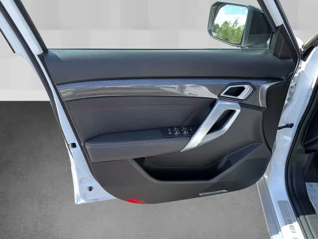 BAIC BJ20 08/2018-photo-9