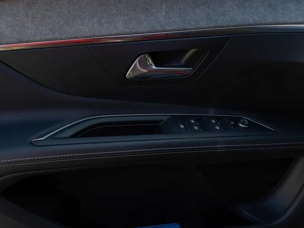 Peugeot 3008 GT PureTech 130 EAT SHZ ACC FACEL. LED PANO 03/2022-photo-9