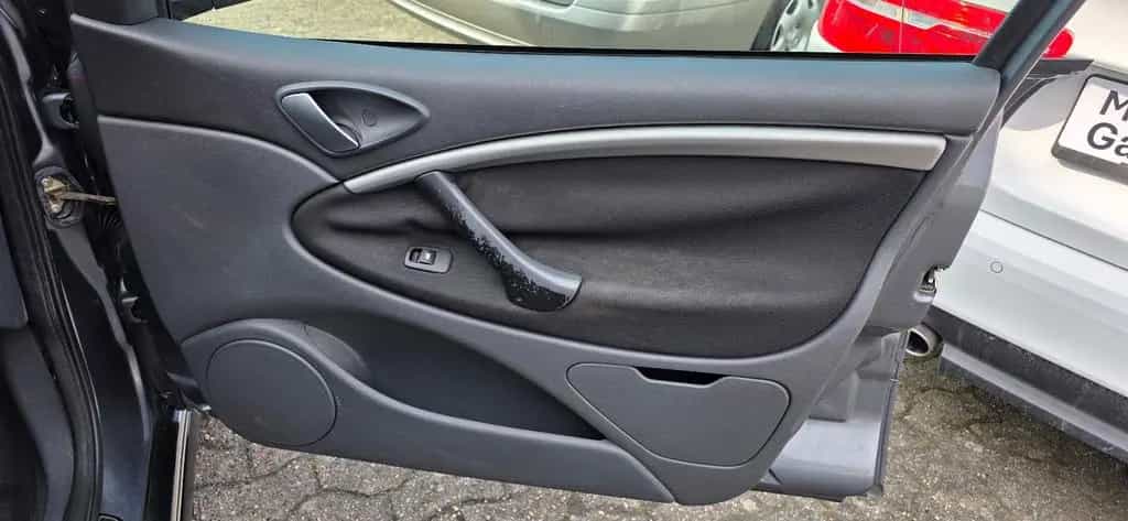 Citroën C5 Lim. 2Hd Klima Alu Zahnriemensatz + TÜV Neu 05/2006-photo-12