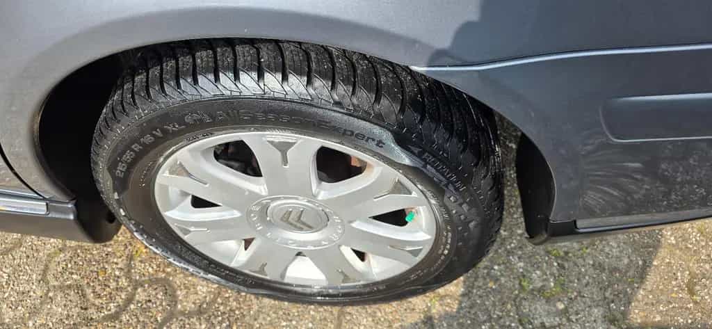 Citroën C5 Lim. 2Hd Klima Alu Zahnriemensatz + TÜV Neu 05/2006-photo-38