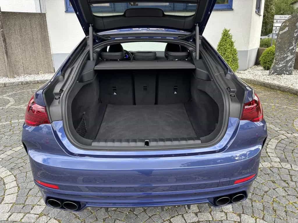 ALPINA D4 S Gran Coupé SWITCH-TRONIC Allrad 01/2025-photo-13
