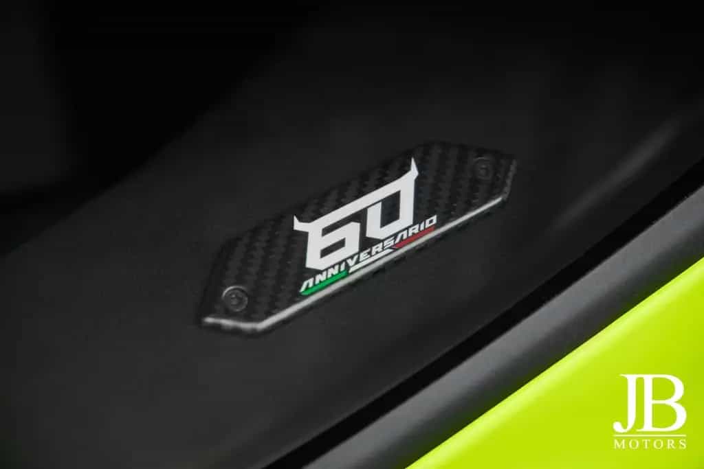 Lamborghini Huracán Tecnica 60ani Carbon Lift Racing Seats 01/2024-photo-12